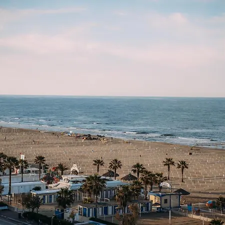 アパート Frontemare