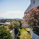 - Seafront * Римини