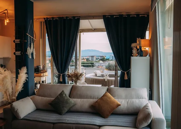 Frontemare Apartman *